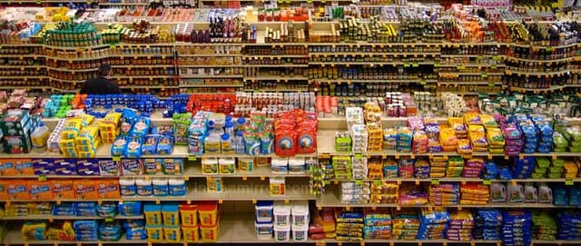 Illustration of a Kirana with unused space